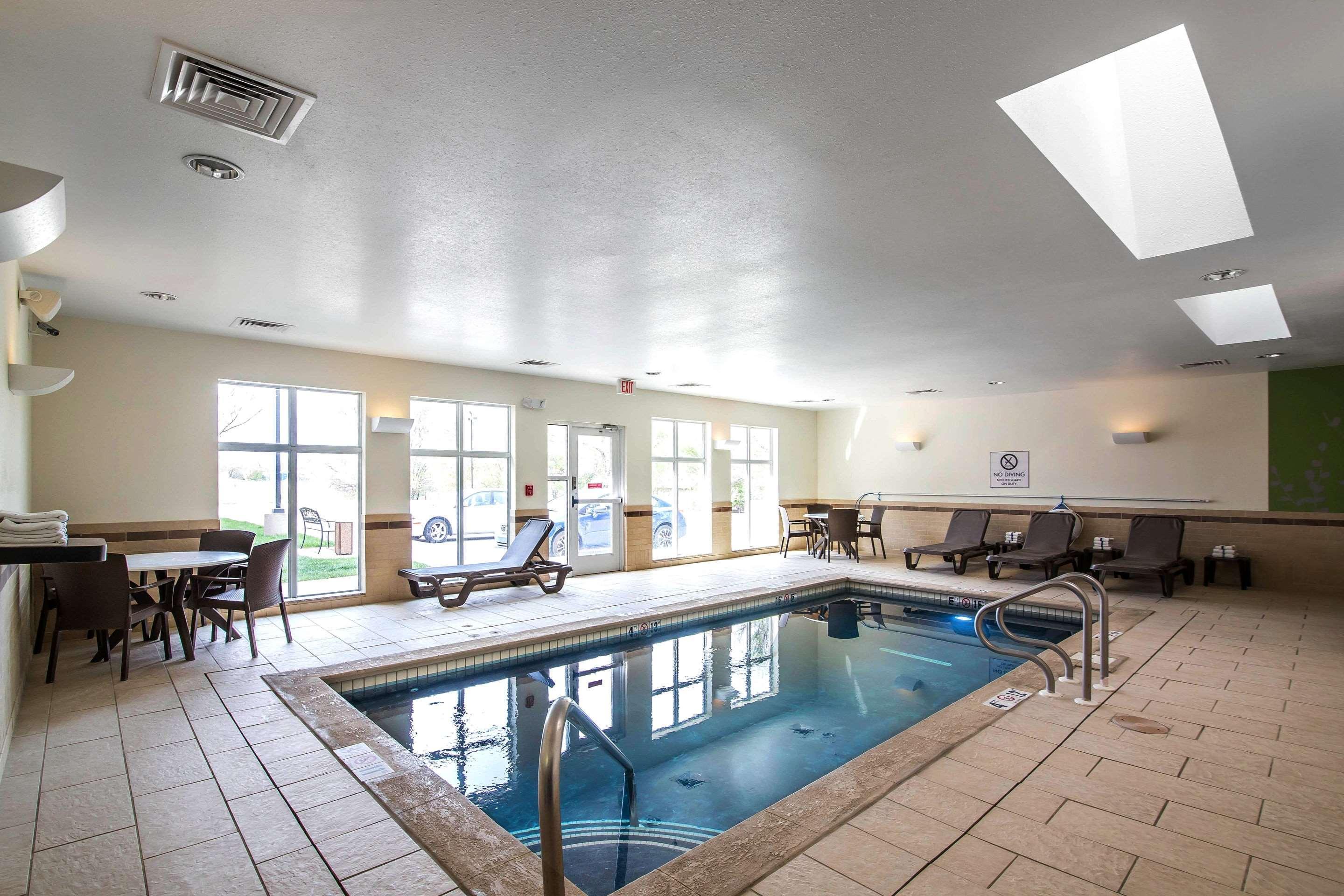 Sleep Inn & Suites Haysville Esterno foto