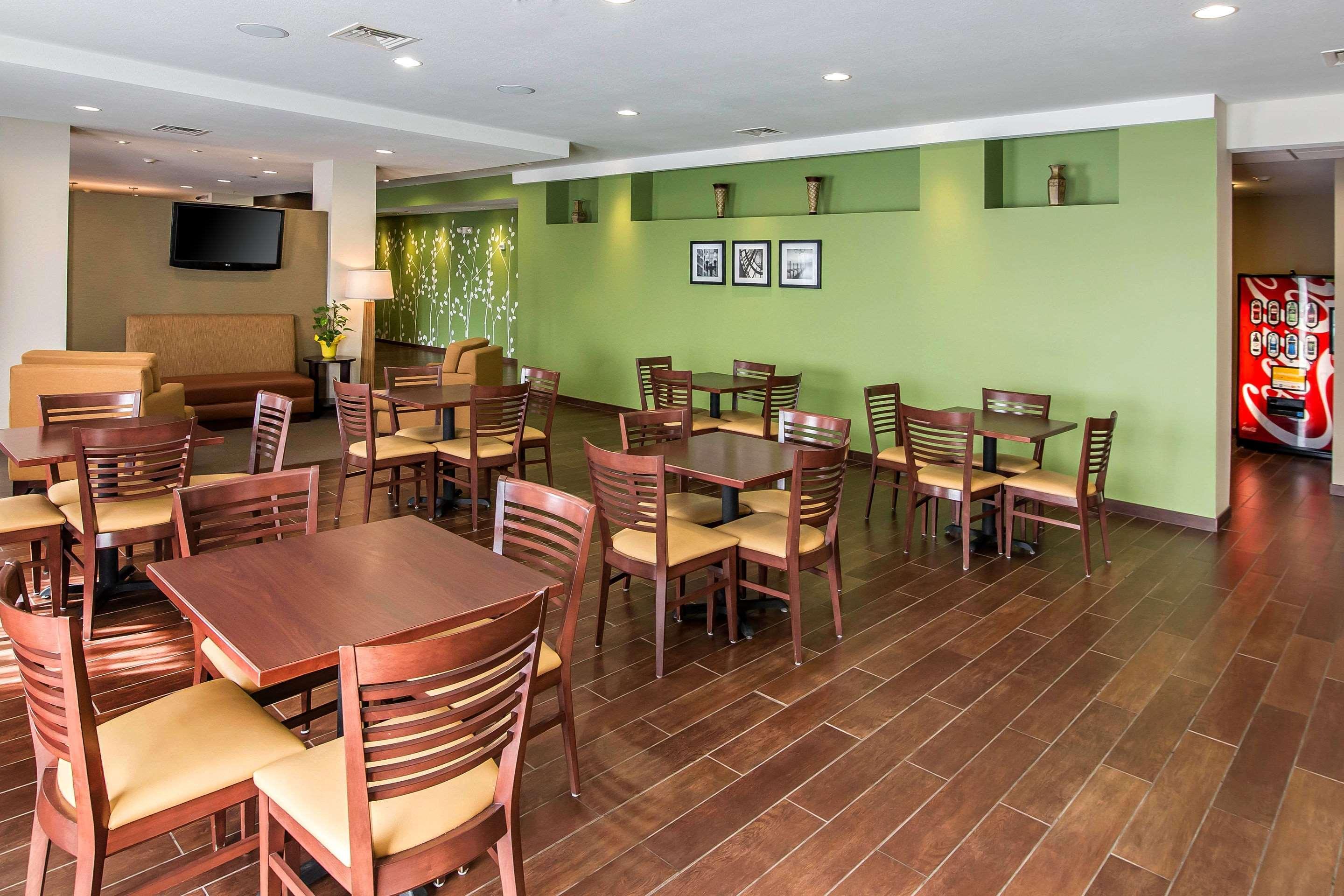 Sleep Inn & Suites Haysville Esterno foto